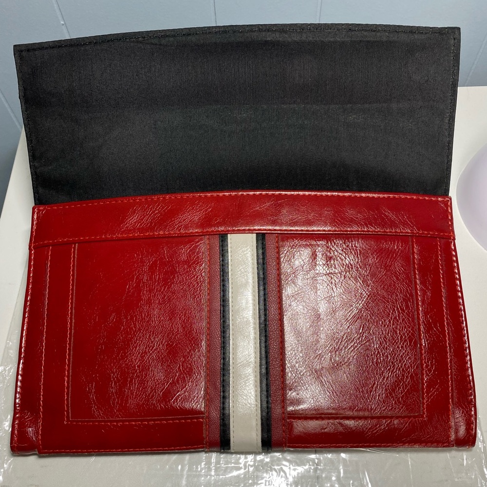 Miche Classic Red/White Shell - Picture 2 of 5